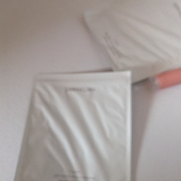 Dermaclara Silicone Patches and Serum Set - Picture 2 of 12